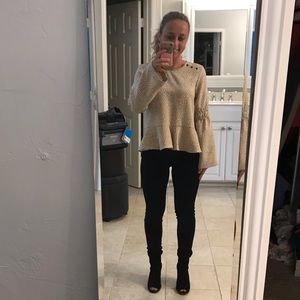 Polka Dot Flare Sleeve ZARA Peplum Top🖤